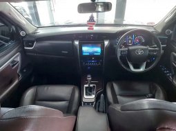 Jual mobil bekas murah Toyota Fortuner TRD 2018 di Sulawesi Selatan 6