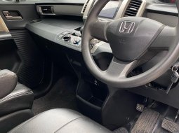 Honda Freed SD Brightsilver 6