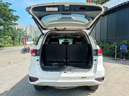 TOYOTA FORTUNER VRZ TRD SPORTIVO DIESEL AT MATIC 2018 PUTIH 8