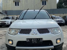 Mitsubishi Pajero Sport Dakar 2.4 Automatic 5