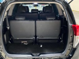 Toyota Kijang Innova V Luxury 2.4 2018 7