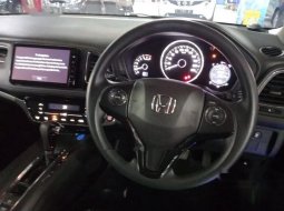 Jual Honda HR-V E 2018 harga murah di Jawa Timur 8