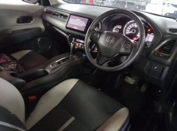 Jual Honda HR-V E 2018 harga murah di Jawa Timur 7