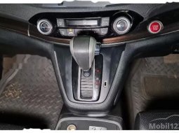 Banten, Honda CR-V 2.4 2017 kondisi terawat 12