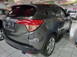 Jual Honda HR-V E 2018 harga murah di Jawa Timur 3