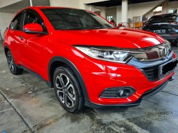 Honda HRV E AT ( Matic ) 2019 Merah km 20rban Siap Pakai 2