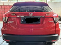 Honda HRV E AT ( Matic ) 2019 Merah km 20rban Siap Pakai 6