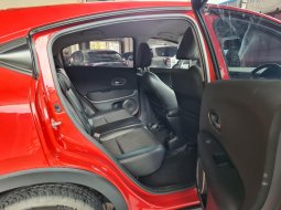 Honda HRV E AT ( Matic ) 2019 Merah km 20rban Siap Pakai 7