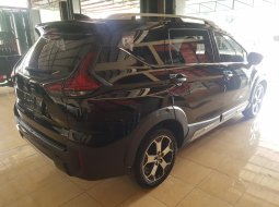 Mitsubishi Xpander Cross Premium Pack CVT 2021 Hitam Facelift 4