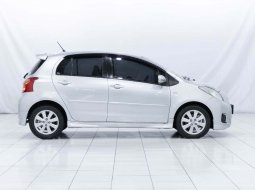TOYOTA NEW YARIS (CLASSIC SILVER METALLIC) TYPE S LIMITED 1.5CC A/T (2012) 3