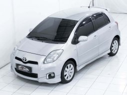 TOYOTA NEW YARIS (CLASSIC SILVER METALLIC) TYPE S LIMITED 1.5CC A/T (2012) 6