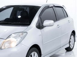 TOYOTA NEW YARIS (CLASSIC SILVER METALLIC) TYPE S LIMITED 1.5CC A/T (2012) 8