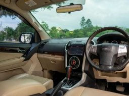 Jual Isuzu MU-X Premiere 2018 harga murah di Banten 7