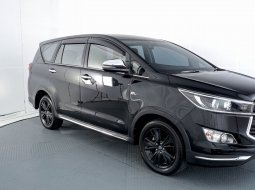 Toyota Innova 2.0 Venturer AT 2020 Hitam 2