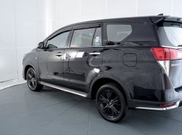 Toyota Innova 2.0 Venturer AT 2020 Hitam 6