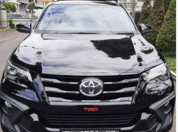 Jual Mobil Bekas Promo Toyota Fortuner New 4x2 2.7 GR Sport A/T 2019 MPV 1