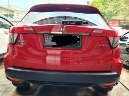 Honda HRV E AT ( Matic ) 2019 Merah Km 20rban Good Condition Pajak Panjang 2023 6