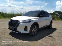 Mobil Nissan Kicks 2020 terbaik di Jawa Timur 2