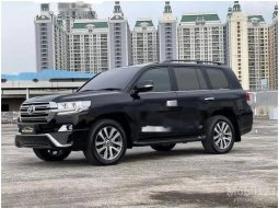 Mobil Toyota Land Cruiser 2018 VX-R dijual, DKI Jakarta 6