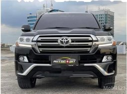 Mobil Toyota Land Cruiser 2018 VX-R dijual, DKI Jakarta 7