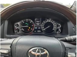 Mobil Toyota Land Cruiser 2018 VX-R dijual, DKI Jakarta 4