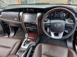 Toyota Fortuner 2.4 VRZ AT DIESEL 2019 8