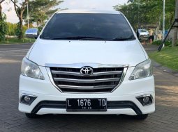 Toyota Kijang Innova 2.0 G MT Bensin 2015