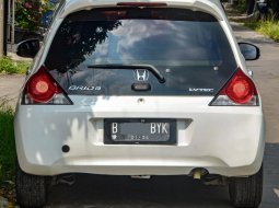 Honda Brio E 2013 istimewah warna putih 3