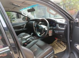 Toyota Fortuner 2.4 VRZ Trd AT 2019 Hitam Km.38 4