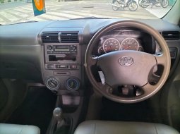 Mobil Toyota Avanza 2011 G dijual, Jawa Timur 7
