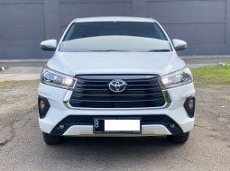 Toyota Kijang Innova V AT Putih 2021