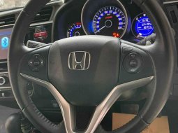 Honda Jazz RS Automatic 2016 Putih 11