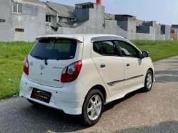 Toyota Agya 2015 Banten dijual dengan harga termurah 10