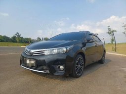 Mobil Toyota Corolla Altis 2015 V dijual, Banten