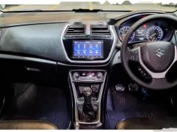 Jual mobil Suzuki SX4 S-Cross MT 2018 bekas, DKI Jakarta 9