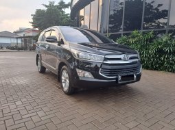 Toyota Kijang Innova V 2017 Hitam Matic 3