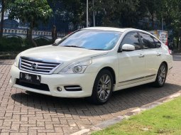 Nissan Teana 250 XV AT Putih 2013 3