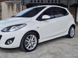 Mazda 2 1.5 V AT 2013 / 2014 White On Black Mulus Low KM TDP 27Jt 6