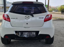 Mazda 2 1.5 V AT 2013 / 2014 White On Black Mulus Low KM TDP 27Jt 7