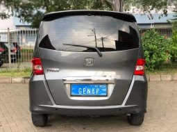 Mobil Honda Freed 2011 1.5 terbaik di Banten 12