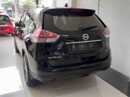 Nissan X-Trail 2.5 CVT A/T 2015 5