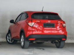 Honda HR-V E CVT 2017 Merah Siap Pakai Murah Bergaransi DP 22Juta 3