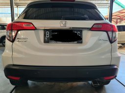 Honda HRV E AT ( Matic ) 2019 Putih Km 32rban Siap pakai 6