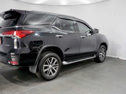 Toyota Fortuner 2.4 VRZ AT 2017 Hitam 6