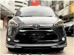 Jual Toyota Sienta Q 2016 harga murah di DKI Jakarta 1