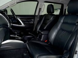 Mitsubishi Pajero Sport 2.5 Exceed 4x2 AT 2018 Silver 10