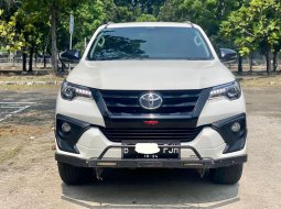 FORTUNER VRZ TRD AT PUTIH 2019 PROMO DISKON GEDE GEDEAN!! 3