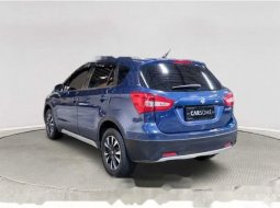 Mobil Suzuki SX4 S-Cross 2018 terbaik di DKI Jakarta 10