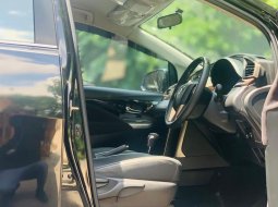 Toyota Kijang Innova V A/T Gasoline 2021 6