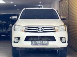 Toyota Hilux V A/T DIESEL 2019  1